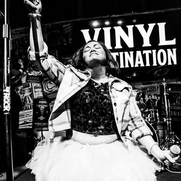 Vinyl Destination live photo 10