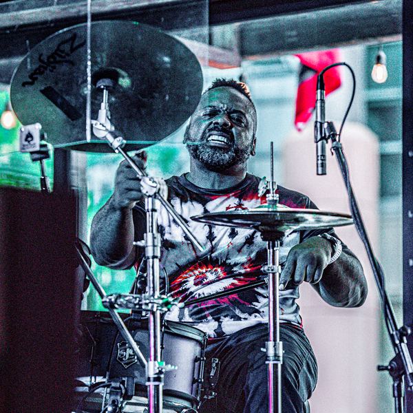Vinyl Destination live photo 24